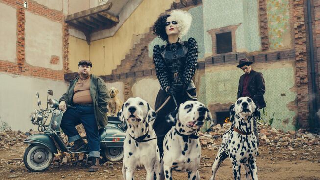 Cruella's best looks: A complete ranking - Blog - The Film Experience